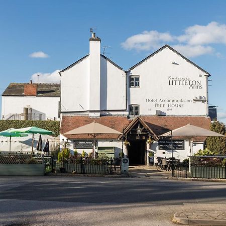 The Littleton Arms Hotel เพนคริดจ์ ภายนอก รูปภาพ