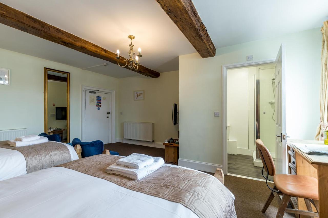 The Littleton Arms Hotel เพนคริดจ์ ภายนอก รูปภาพ